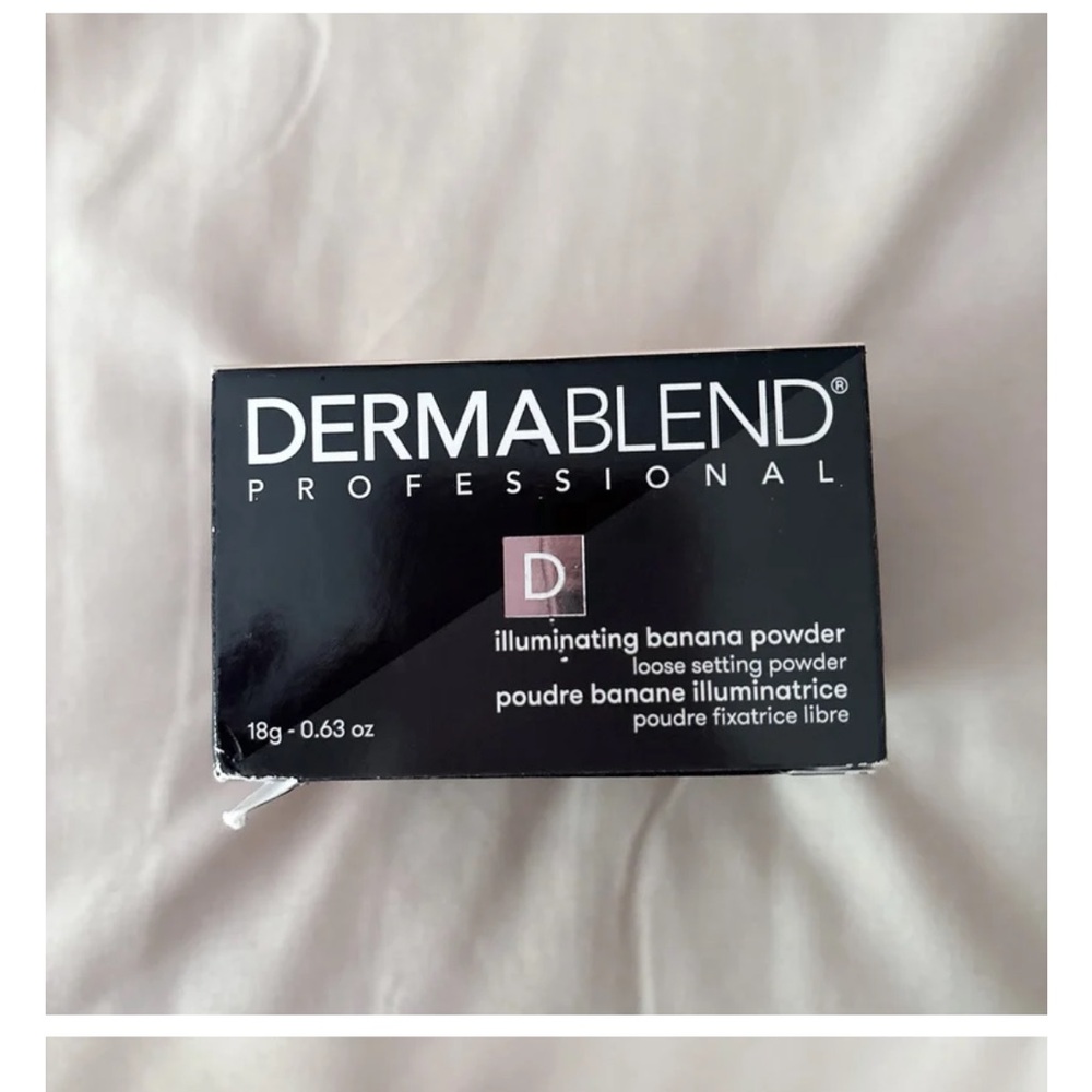 Dermablend Professional Illuminating Banana Setting Powder
